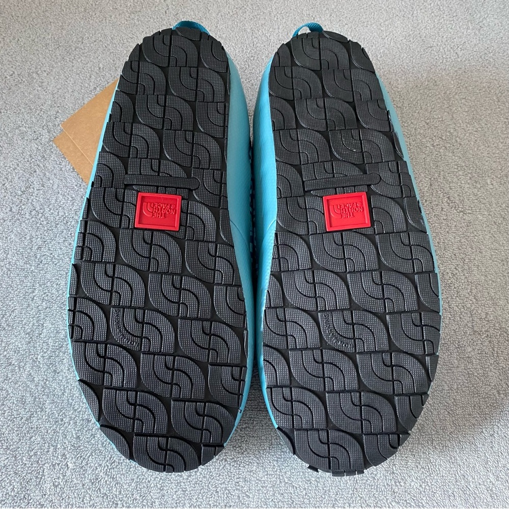 The North Face Mens 11 Thermoball Traction Mule V Shoes All Over Print Blue - Picture 6 of 8